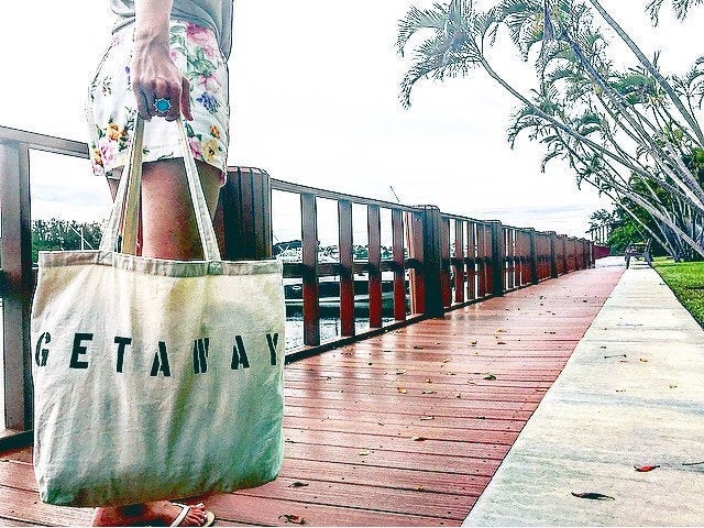 GETAWAY oversized canvas tote